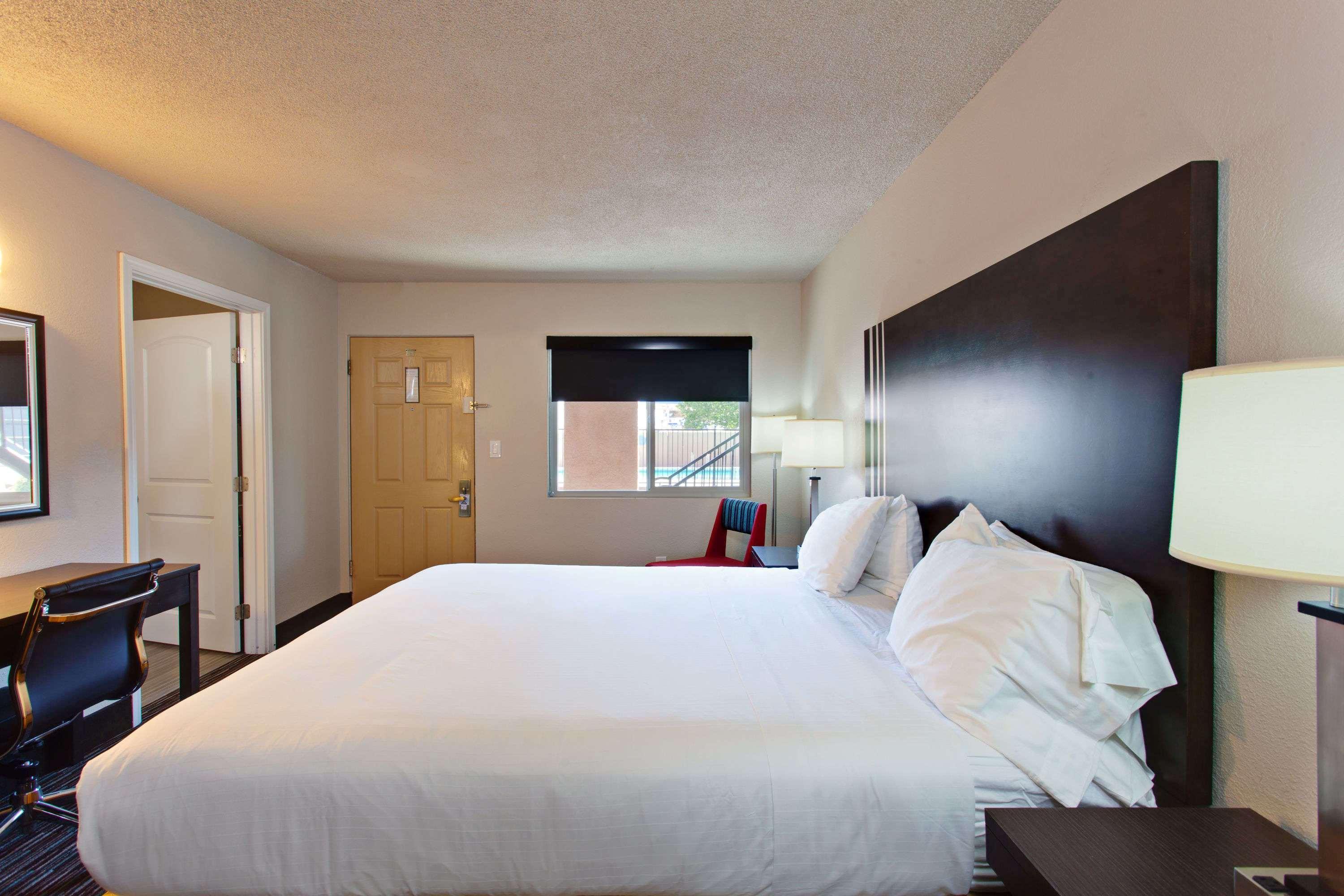 Days Inn By Wyndham Chowchilla Gateway To Yosemite Eksteriør bilde